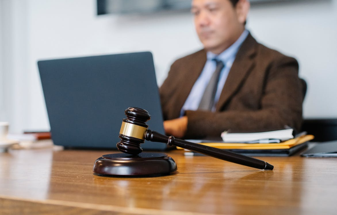 Semper Law Group52197480